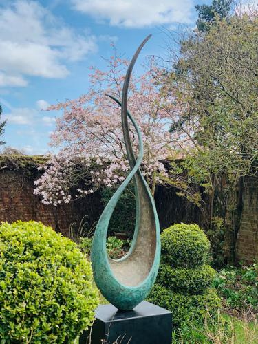 {'en': 'Notes in Music II (large)'}